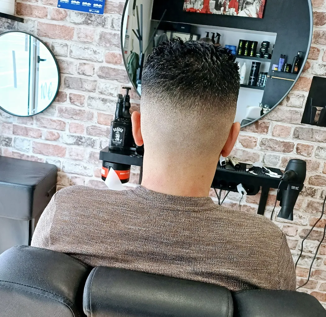 Coupe et coiffure General Barber 1